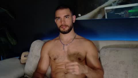 Snapshot of crhistian1_ chatting on 11.01.25 CRHISTIAN online show from 11.01.25