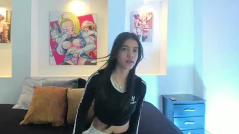 Snapshot of crisle_11 chatting on 06.15.26 Cris online show from 06.15.26