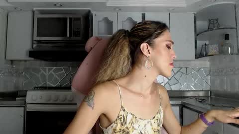 Cristina Onazis online show from 03.11.26