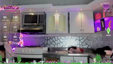Snapshot of crisozzz chatting on 06.19.26 Cristina Onazis online show from 06.19.26