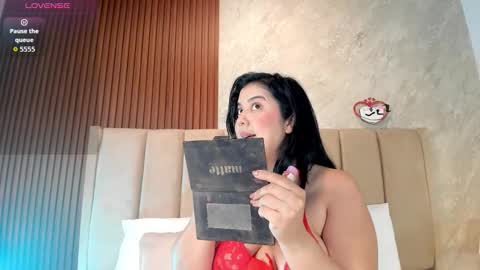 criss  spiicy online show from 11.27.25