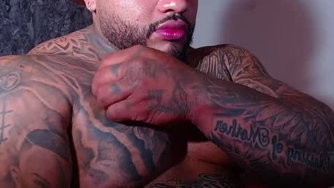 Snapshot of criss_zander202 chatting on 01.09.25 criss zander online show from 01.09.25