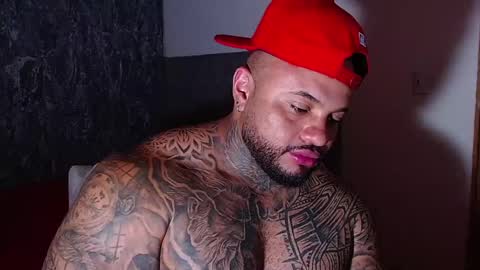 Snapshot of criss_zander202 chatting on 01.30.25 criss zander online show from 01.30.25