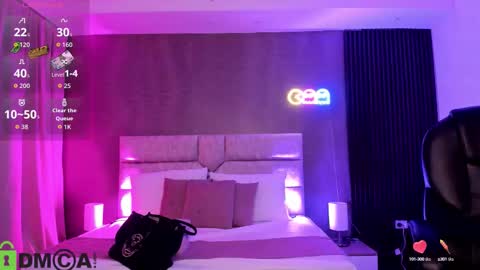 Snapshot of cristal__adams chatting on 09.30.25 cristal__adams online show from 09.30.25