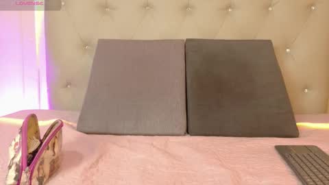 cristal_antoni online show from 10.23.25