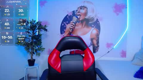 Snapshot of cristal_horny19 chatting on 02.13.26 Milena online show from 02.13.26
