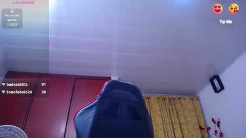 Snapshot of cristal_horny19 chatting on 03.21.26 Milena online show from 03.21.26
