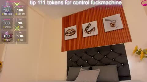 cristale69 online show from 12.21.25