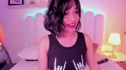 Snapshot of cristalhorny_69 chatting on 07.13.26 Cristal online show from 07.13.26