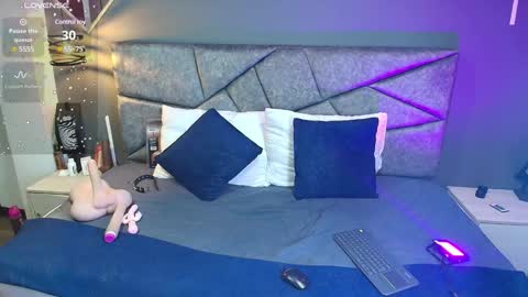 CRISTAL MILF online show from 01.14.25