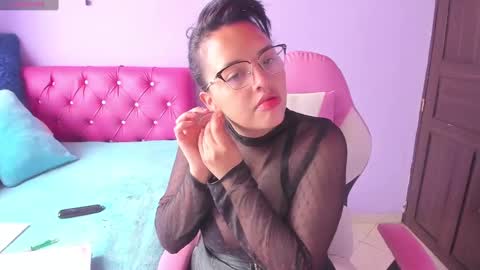 Snapshot of cristaln07 chatting on 01.29.25 Natis online show from 01.29.25