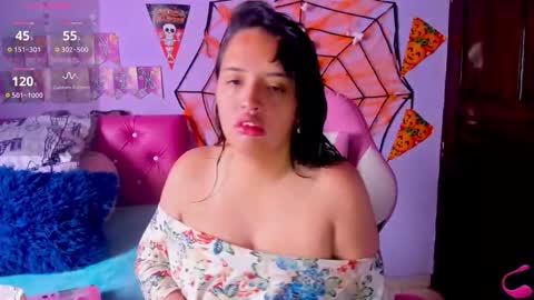 Snapshot of cristaln07 chatting on 10.30.25 Natis online show from 10.30.25