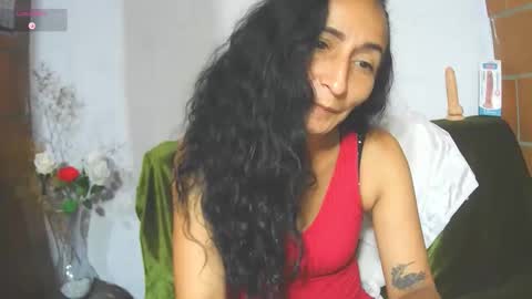 Snapshot of cristalvelvet chatting on 06.02.26 online show from 06.02.26