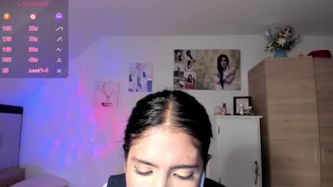 Snapshot of cristamunez chatting on 02.03.26 veronika online show from 02.03.26