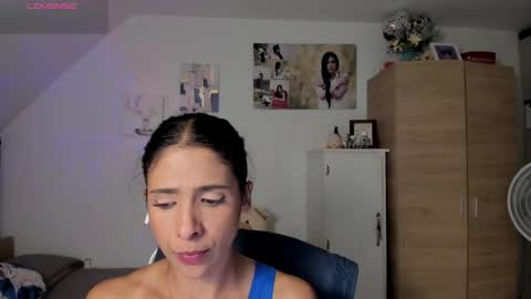 Snapshot of cristamunez chatting on 05.26.26 veronika online show from 05.26.26