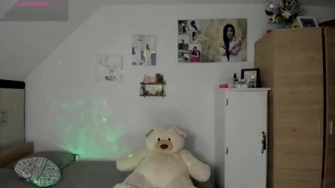 Snapshot of cristamunez chatting on 06.02.26 veronika online show from 06.02.26