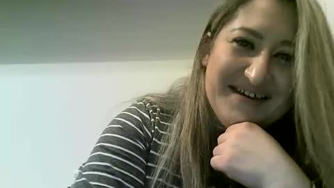 Snapshot of cristina20021991 chatting on 12.08.24 cristina20021991 online show from 12.08.24