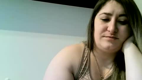 Snapshot of cristina20021991 chatting on 03.15.26 cristina20021991 online show from 03.15.26