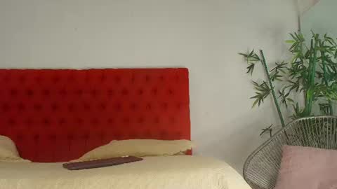 Snapshot of cristina_aznar chatting on 07.13.26 Cris online show from 07.13.26