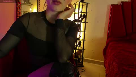 Cristin online show from 09.22.25