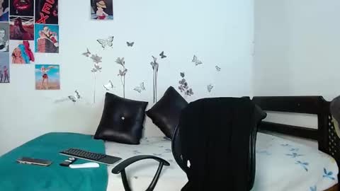 Snapshot of cristofer_hot98 chatting on 02.15.25 Cristofer online show from 02.15.25