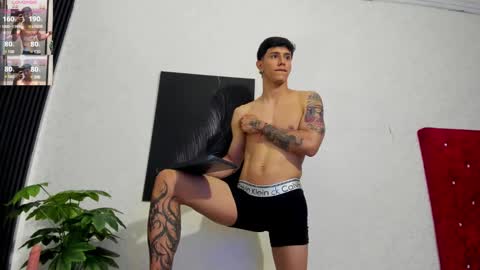 cristopher23  online show from 01.28.25