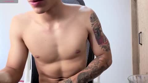 cristopher23  online show from 11.06.25