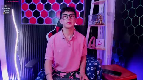 Snapshot of cristopher_wild chatting on 06.27.26 Cristopher online show from 06.27.26