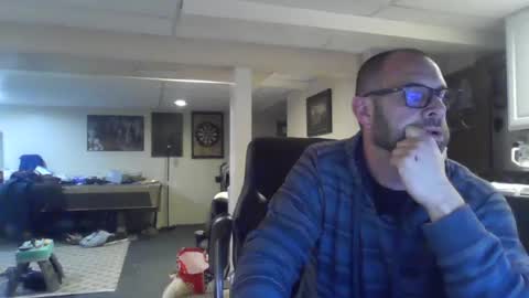 Snapshot of crm400 chatting on 06.24.26 billybasement online show from 06.24.26