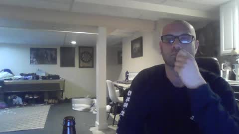 Snapshot of crm400 chatting on 07.10.26 billybasement online show from 07.10.26