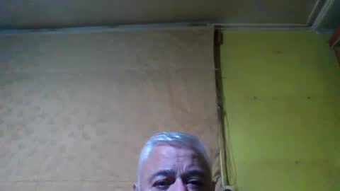 Snapshot of crmperez chatting on 09.13.25 crmperez online show from 09.13.25