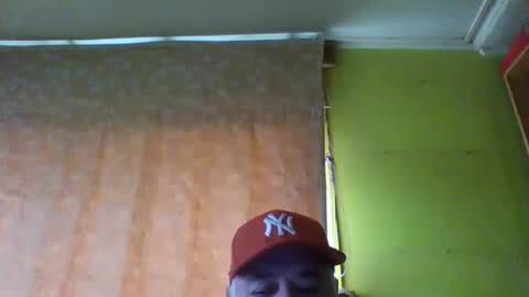 Snapshot of crmperez chatting on 03.18.26 crmperez online show from 03.18.26