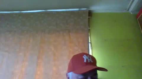 Snapshot of crmperez chatting on 03.29.26 crmperez online show from 03.29.26