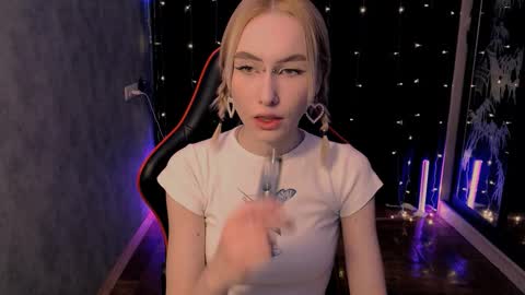 Snapshot of crybambi chatting on 02.11.26 crybambi online show from 02.11.26