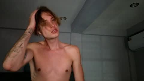 Snapshot of cryptongood chatting on 02.01.25 Lin inst lingoodyy online show from 02.01.25