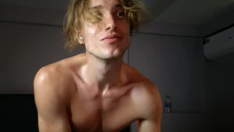 Snapshot of cryptongood chatting on 02.04.25 Lin inst lingoodyy online show from 02.04.25