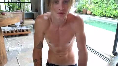 Snapshot of cryptongood chatting on 02.17.25 Lin inst lingoodyy online show from 02.17.25