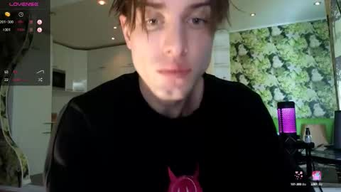 Snapshot of cryptongood chatting on 10.01.25 Lin inst lingoodyy online show from 10.01.25