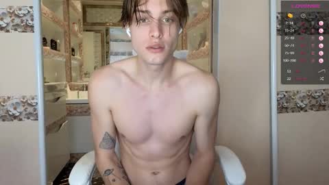 Snapshot of cryptongood chatting on 10.31.25 Lin inst lingoodyy online show from 10.31.25