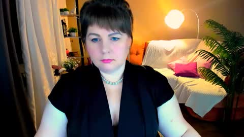 Anna online show from 11.22.25