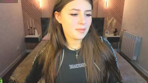Crystal  Lacee online show from 05.17.26
