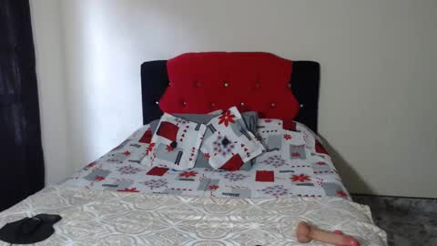   Crystal  Milf online show from 09.10.25