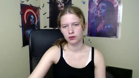 Stella online show from 04.10.26