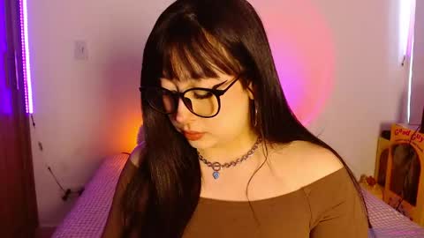 Olivia  online show from 04.21.26