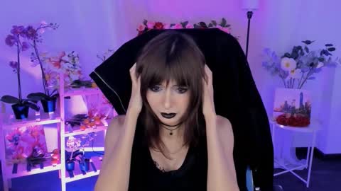 crystallbloom online show from 12.16.25