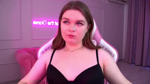 Crystal online show from 03.09.25