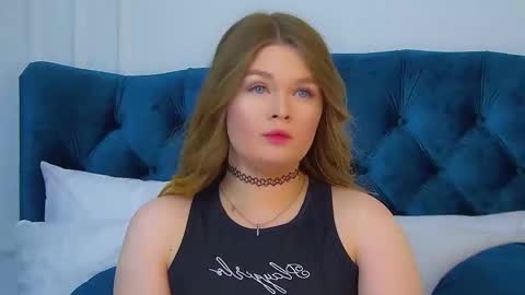 Crystal online show from 10.13.25