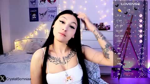 Snapshot of crystalsomnia chatting on 02.25.25 Sasha Make me moan with patterns good music here online show from 02.25.25