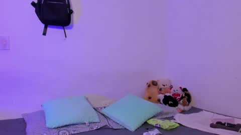 Soy Crystal online show from 10.16.25