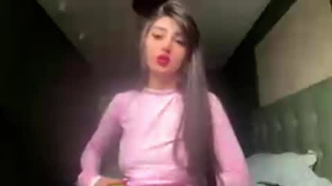 Snapshot of crystlepipkins chatting on 05.16.26 Diana online show from 05.16.26
